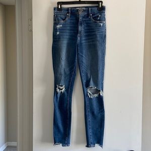 A&F Busted Knee High Rise Jeans. Size 25/0